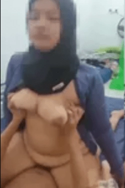 Bokep Indo – Hijabers Baru Pulang Senam Langsung Goyang WOT