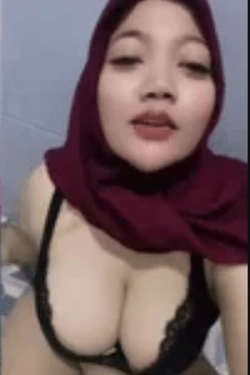 Bokep Indo – Tante Jilbaber Misfish Live-show