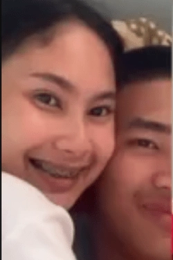 Bokep Indo -Dek Manda Tocil Goyang Di Kostan Ayang