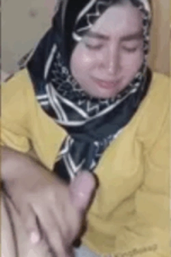 Bokep Indo – Satu Malam Bersama Tante Hijab Baju Kuning